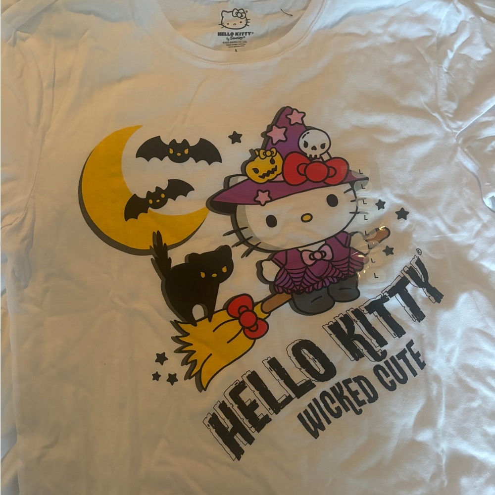 Hello Kitty Halloween Tee